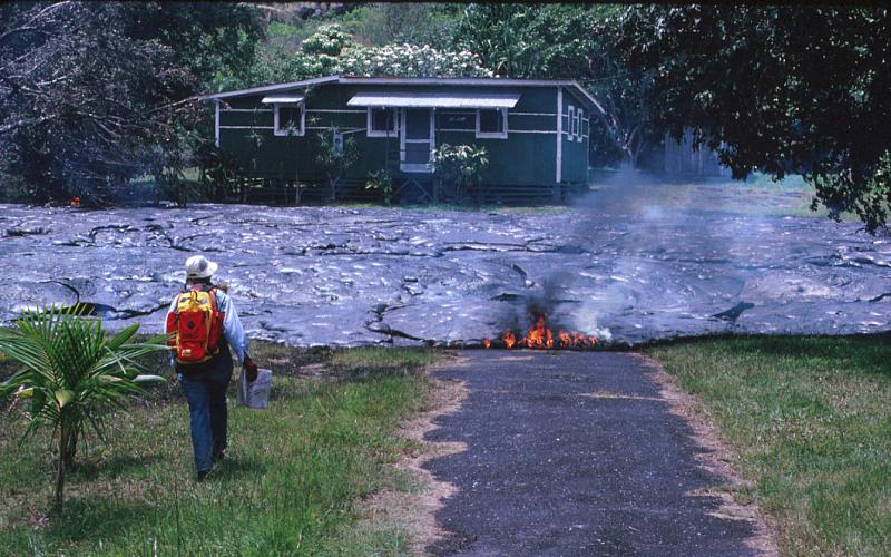 Lava Threatens Homes Only Government Would Insure in Hawaii